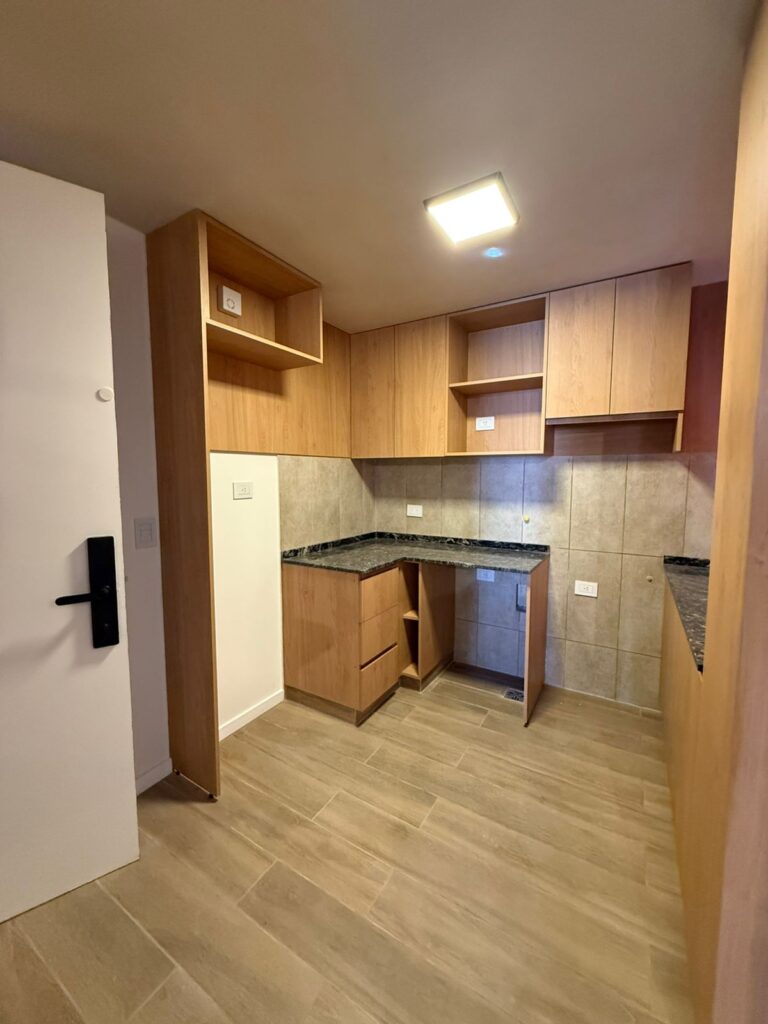 WhatsApp Image 2025-09-18 at 14.37.46 (4)