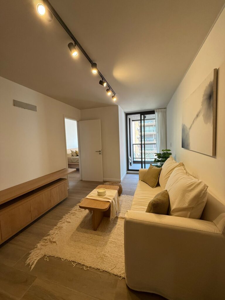 WhatsApp Image 2025-09-18 at 14.37.47 (4)